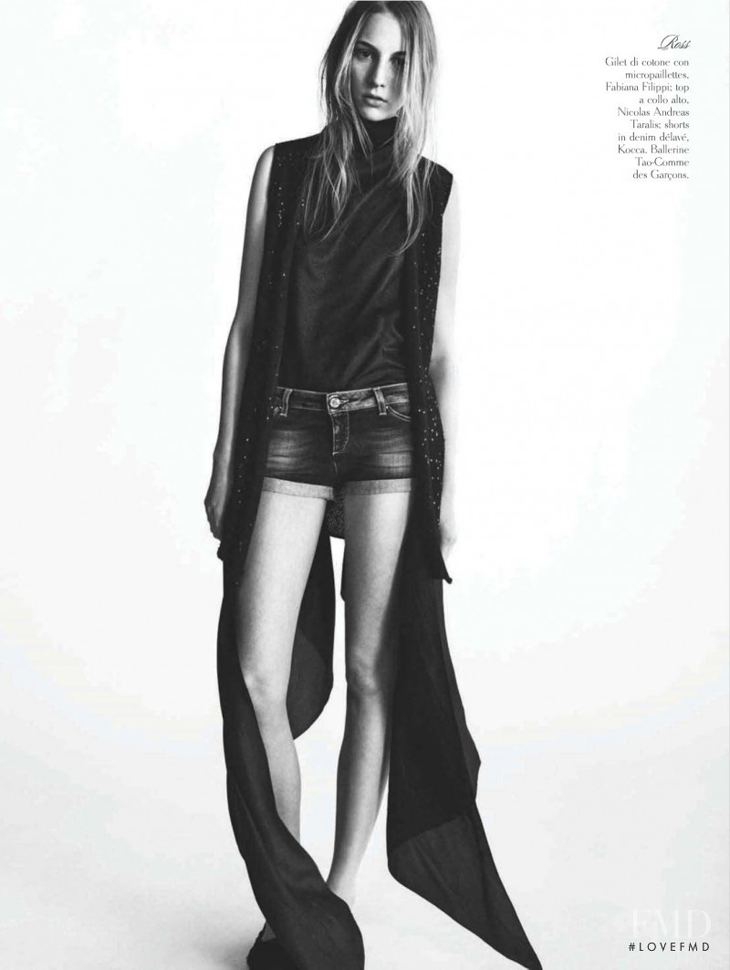 Rosanna Georgiou featured in Casting D\'Management Group, April 2011