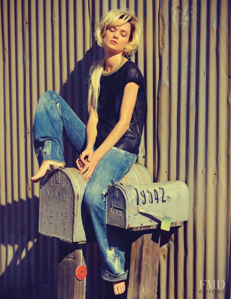 Lyoka Tyagnereva featured in Arizona Jean, March 2013