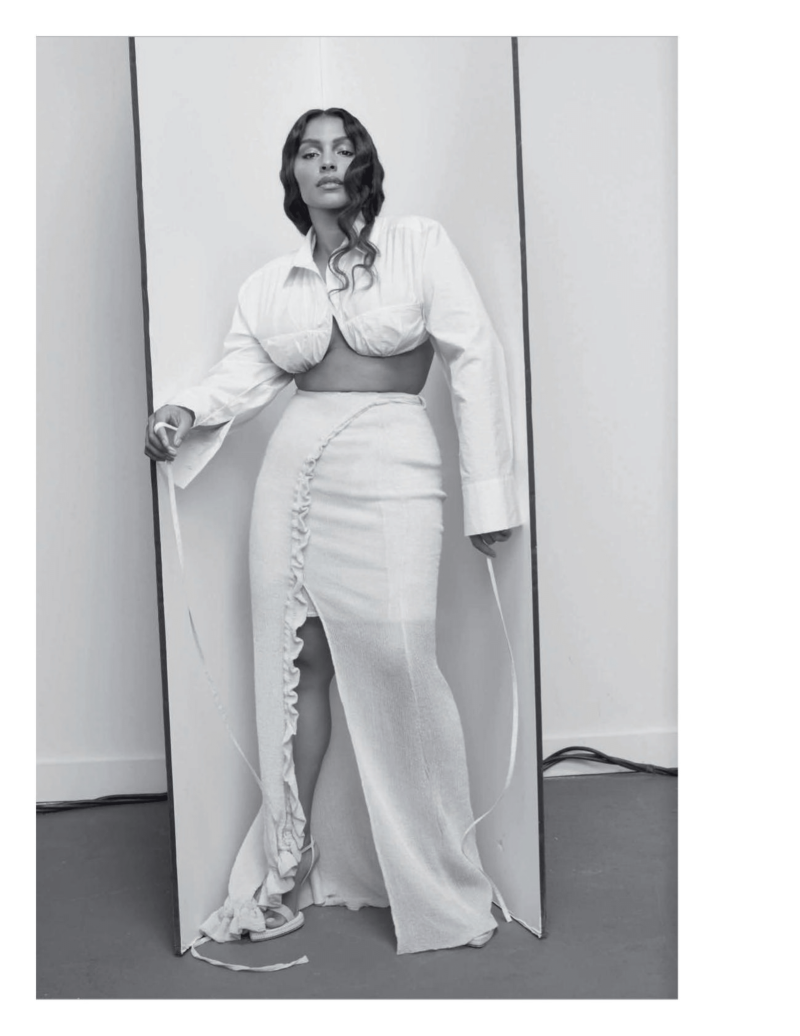 Paloma Elsesser featured in Paloma Busca Su Sitio, May 2021