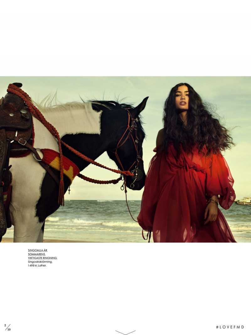 Kelly Gale featured in Destination, Paradis, May 2013