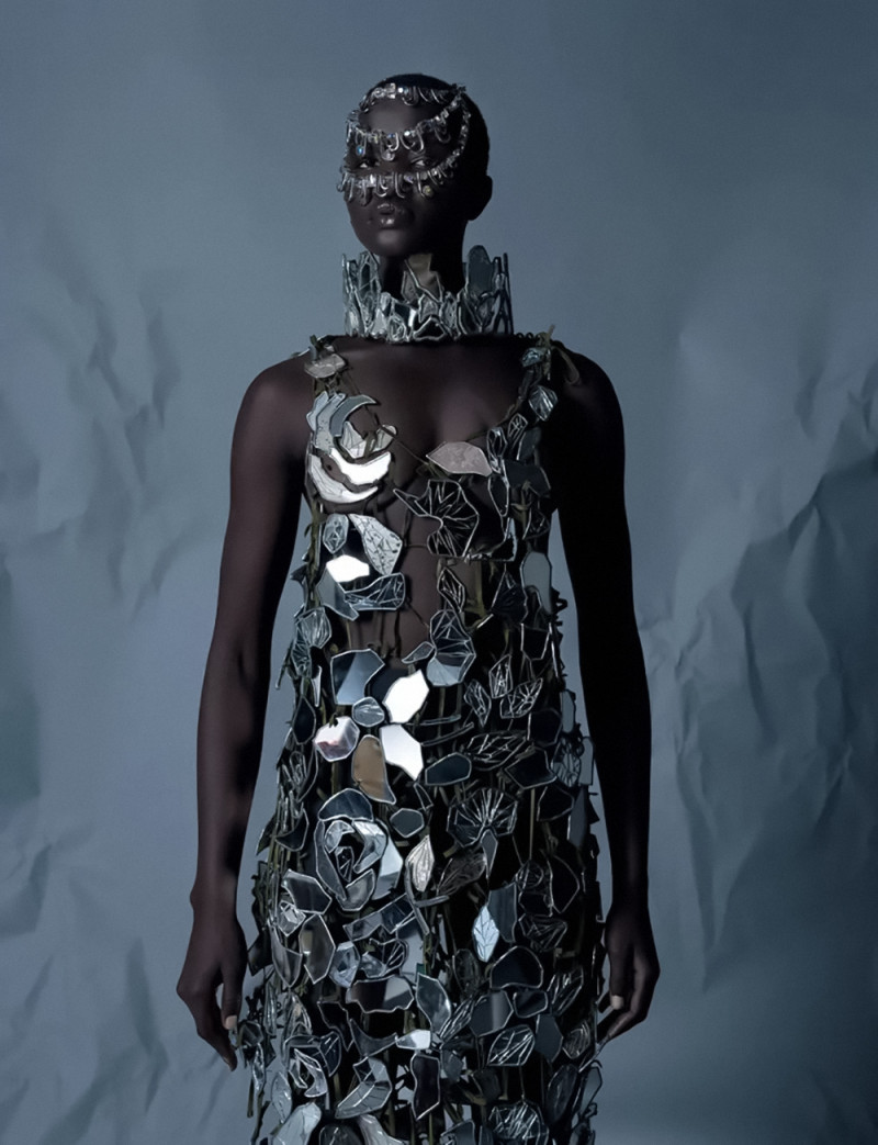 Akon Changkou featured in Héroïnes Couture, September 2021