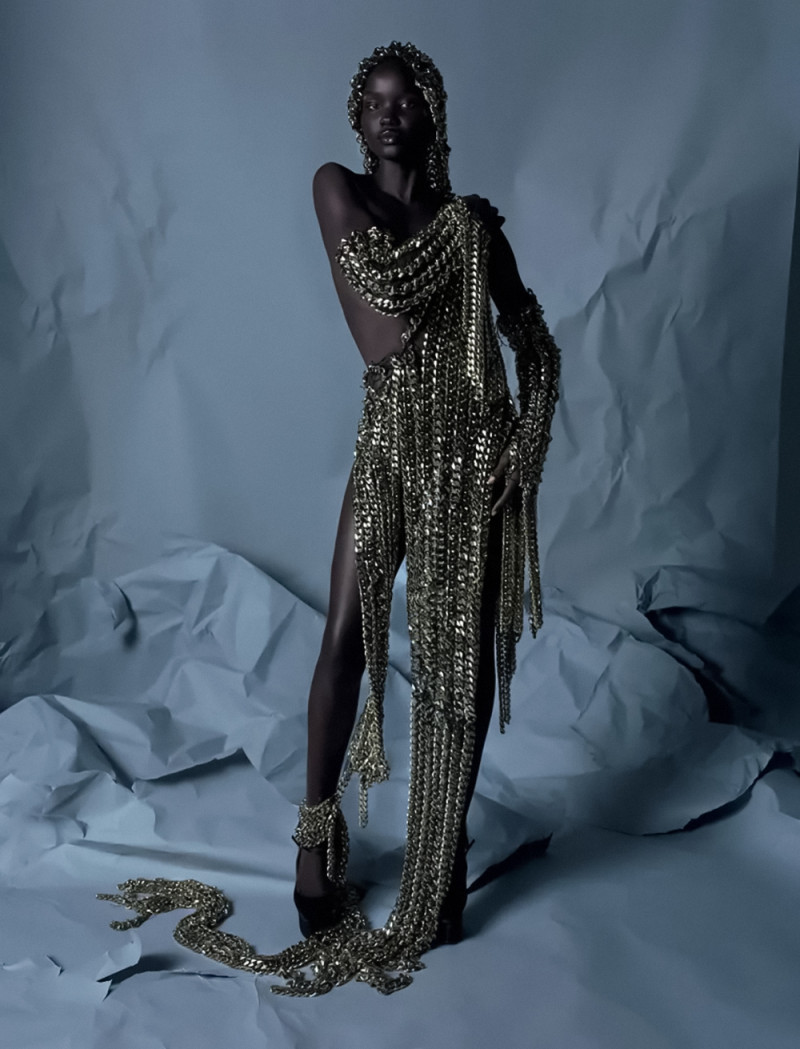Akon Changkou featured in Héroïnes Couture, September 2021