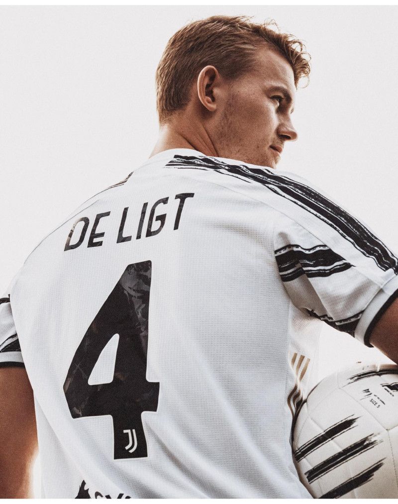 Matthijs De Ligt, November 2020