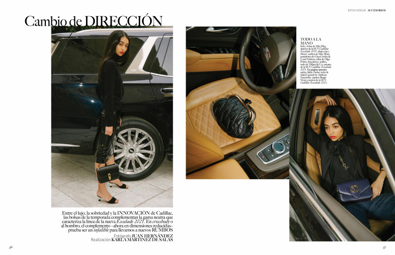 Sara Esparza featured in Estilo Vogue: Accesorios - Cambio Di Direccion, December 2020