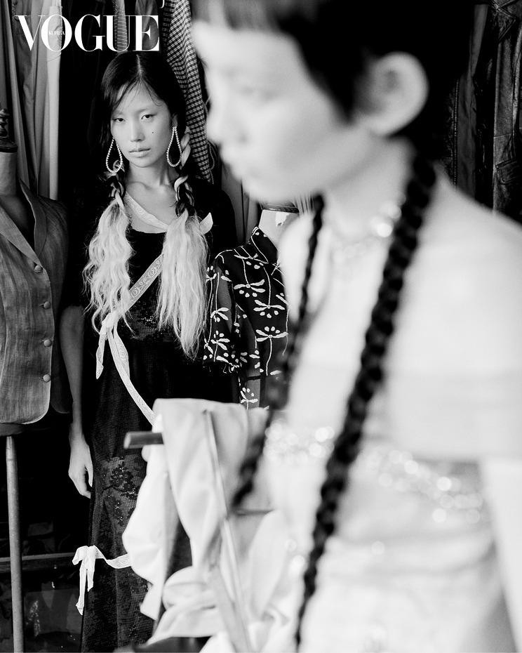 Seo Hyun Kim featured in Not a fashion flagship store, but a ‘costume shop’ -- The origin of Korean custom-made clothing, August 2024