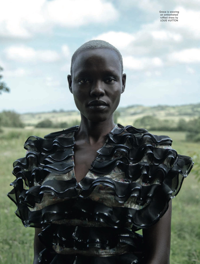 Grace Bol featured in AnOther Way To Wear... Hair, Tiers, Brown, Sparkle, September 2017