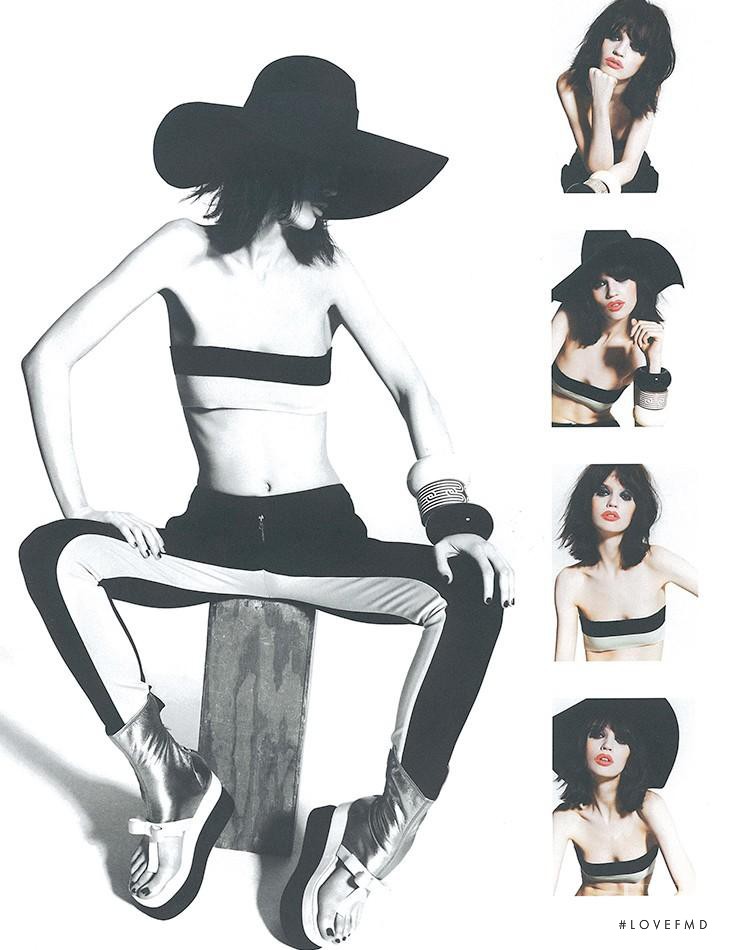 Flo Dron featured in Rock \'N\'Doll, March 2013