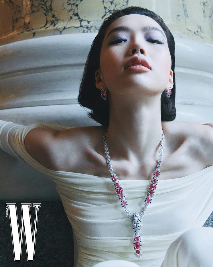 Seo-Yeon Lee featured in For Cartier, August 2024