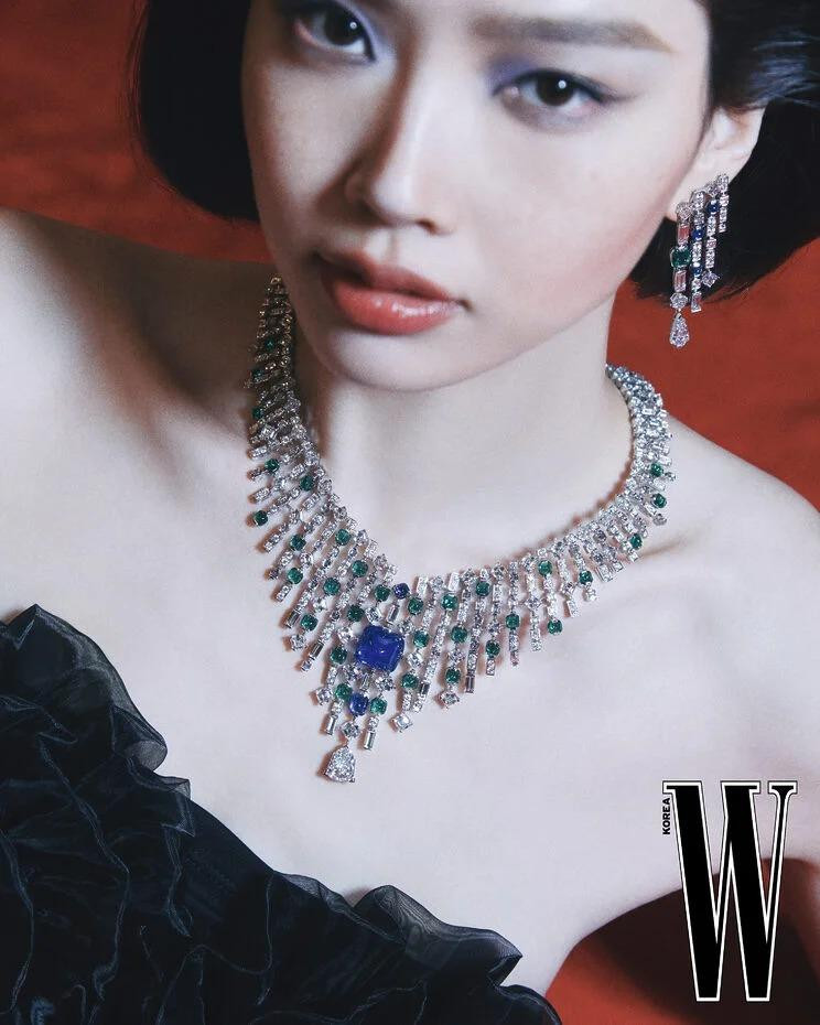 Seo-Yeon Lee featured in For Cartier, August 2024