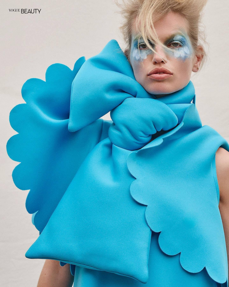 Daphne Groeneveld featured in Feathered Finesse, July 2024