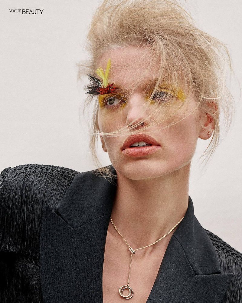 Daphne Groeneveld featured in Feathered Finesse, July 2024