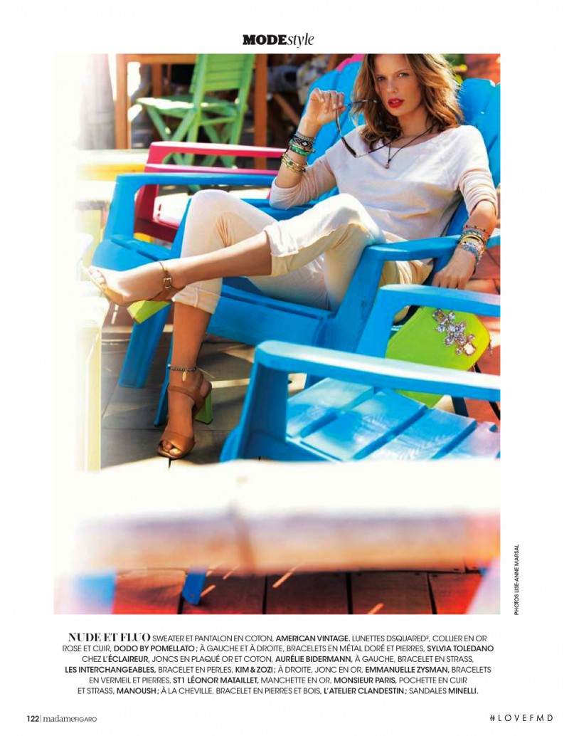 Marlijn Hoek featured in Les Hits De L\'Ete, April 2013