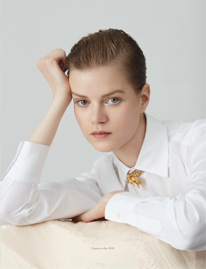 Kadri Vahersalu featured in Galeria, April 2020