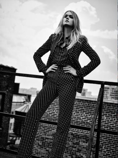 Lindsay Ellingson featured in Lindsay Ellingson takes on fall, September 2015