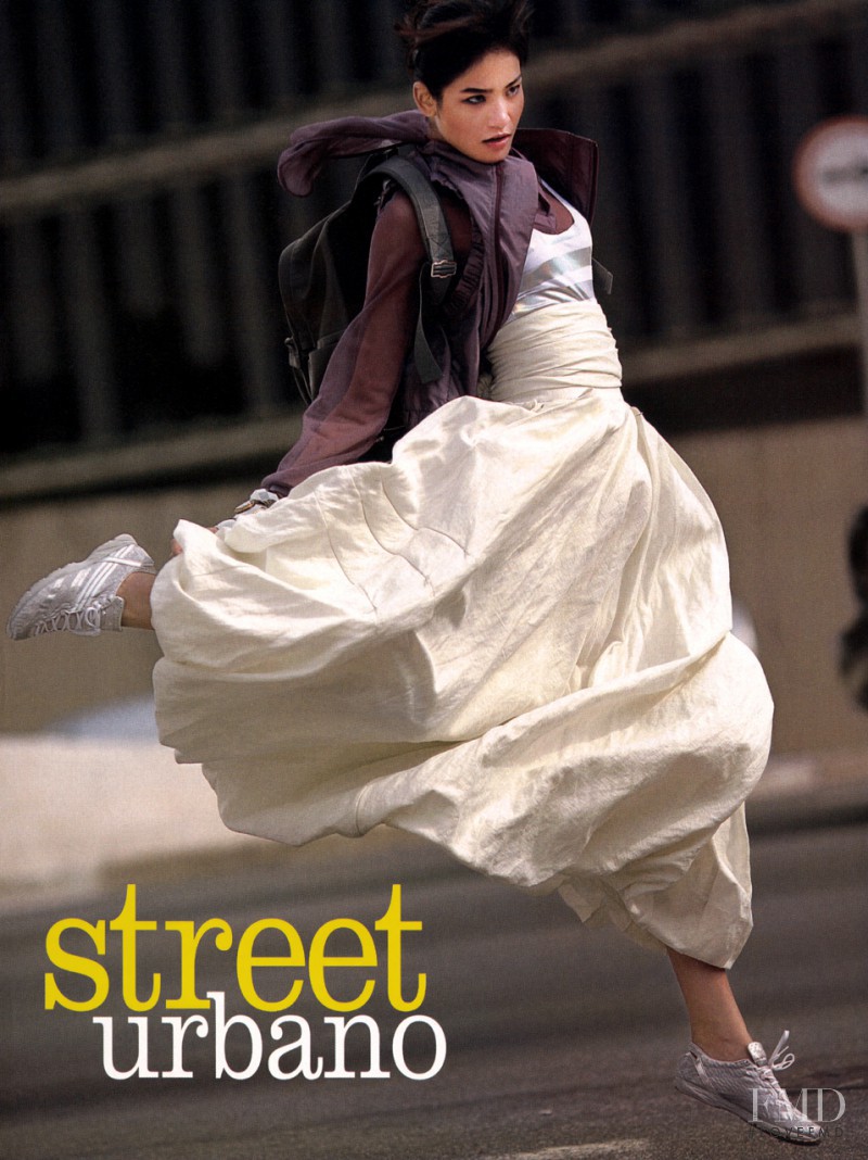 Juliana Imai featured in Street Urbano, September 2007