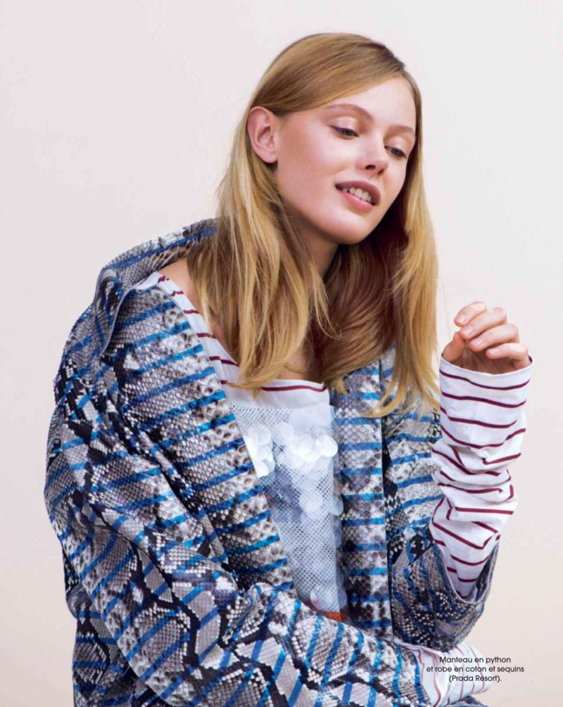 Frida Gustavsson featured in Croisiere Au Grand Air, January 2016