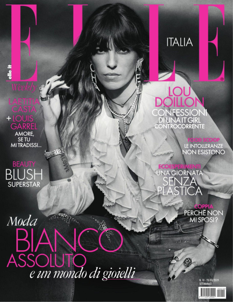 Lou Doillon featured in La Chanson De Lou, March 2019