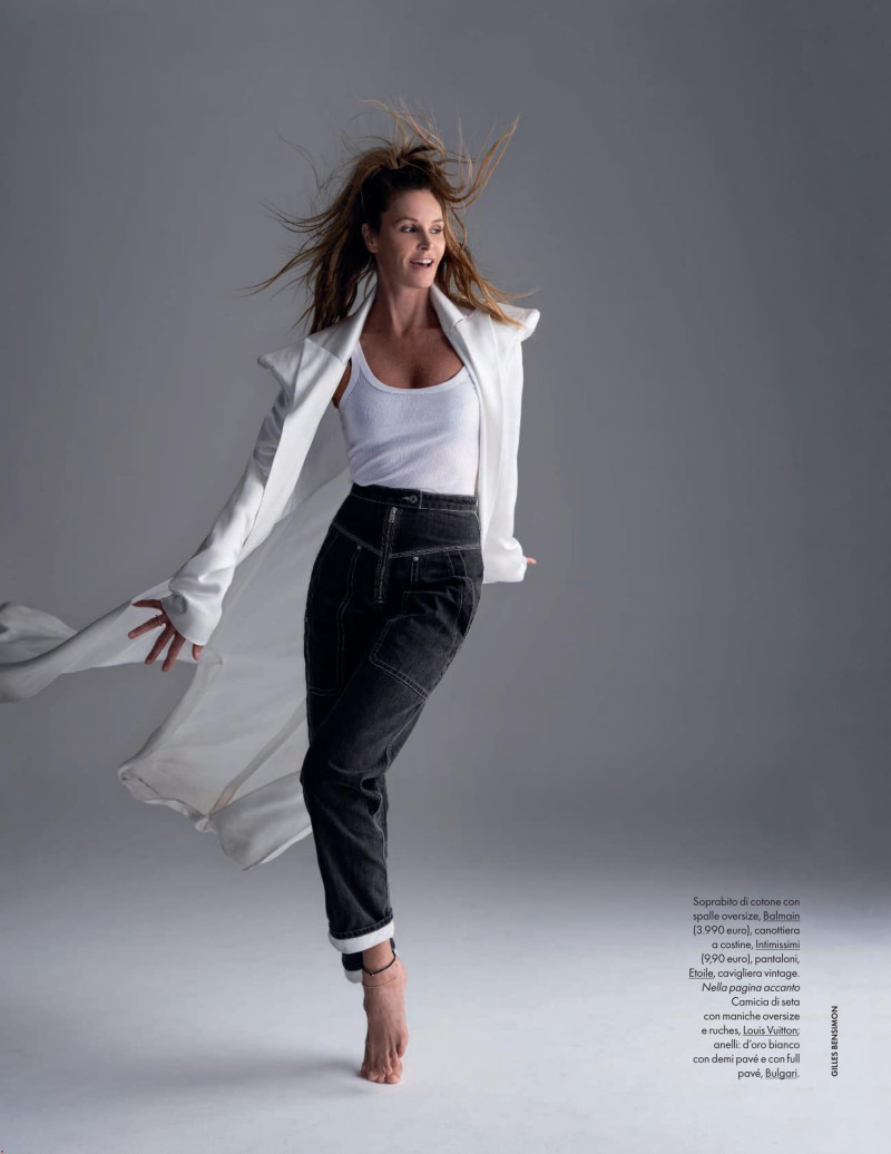 Elle Macpherson featured in Elle, March 2019