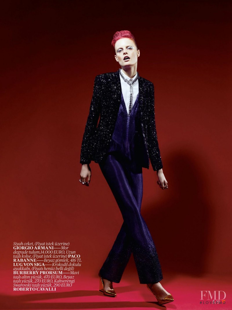 Hanne Gaby Odiele featured in Yaliniz Gezen Yildiz, May 2013