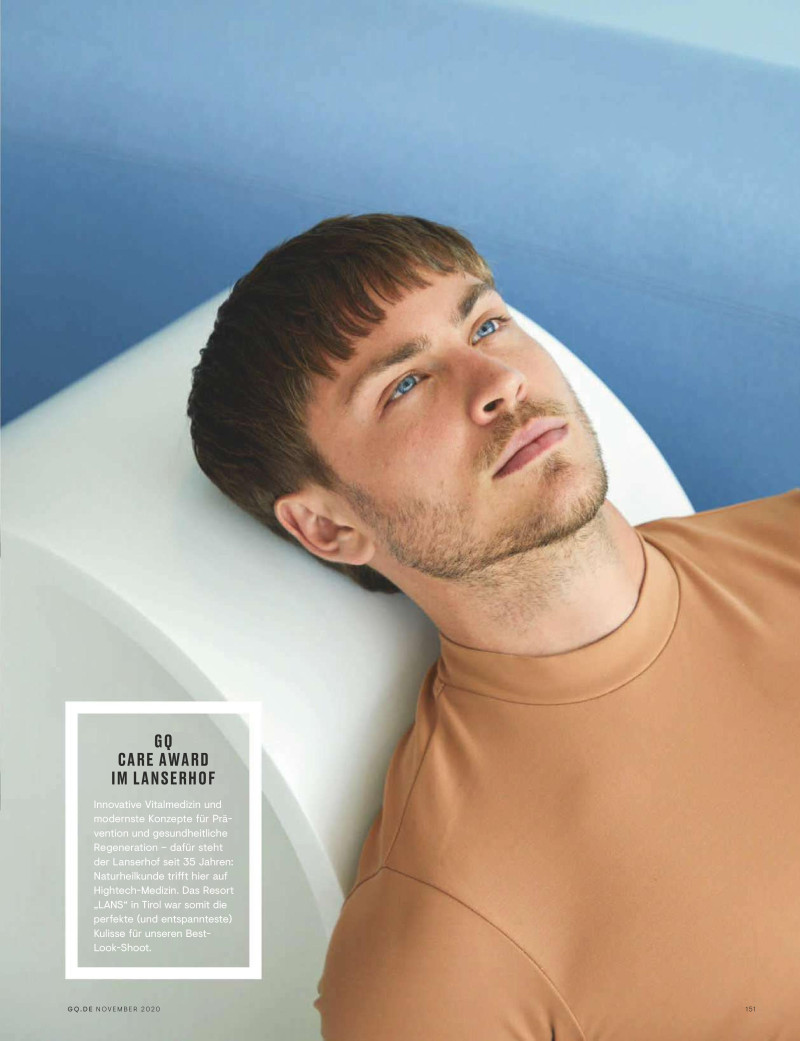 GQ Care Award Best Look: Jannick Schümann, November 2020