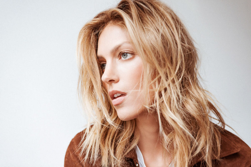 Anja Rubik featured in The One-Wash, One-Week Hair Styling Guide—With Anja Rubik, April 2016