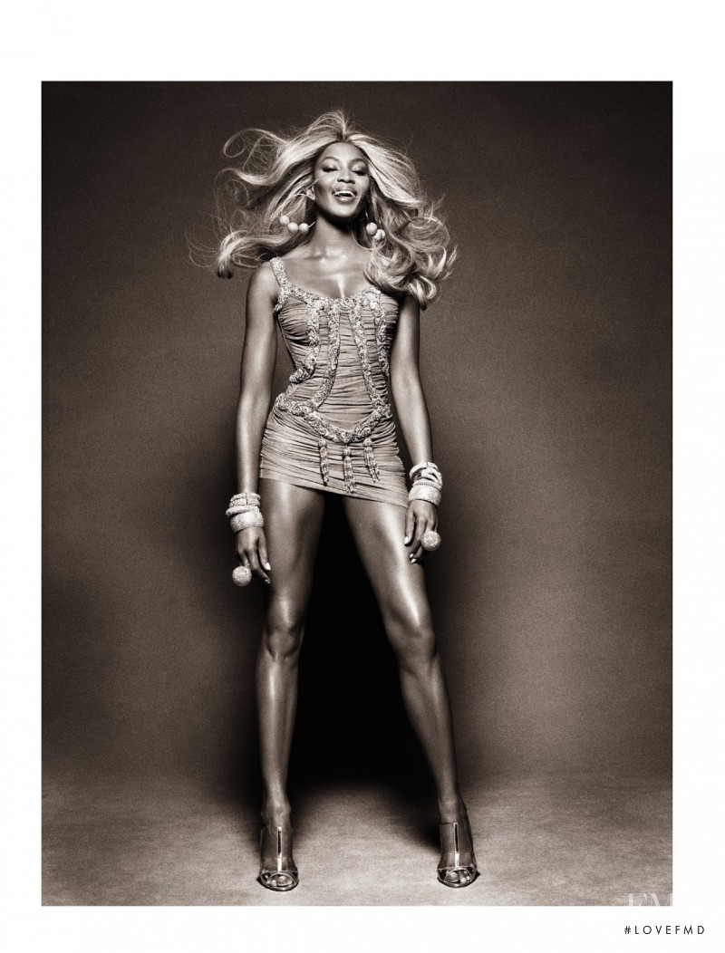 Naomi Campbell featured in Top Closet, May 2013