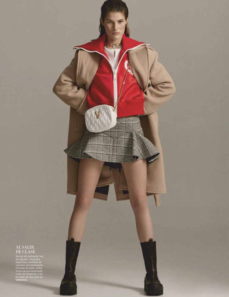 Lucia Lopez featured in Reinventarse, September 2020