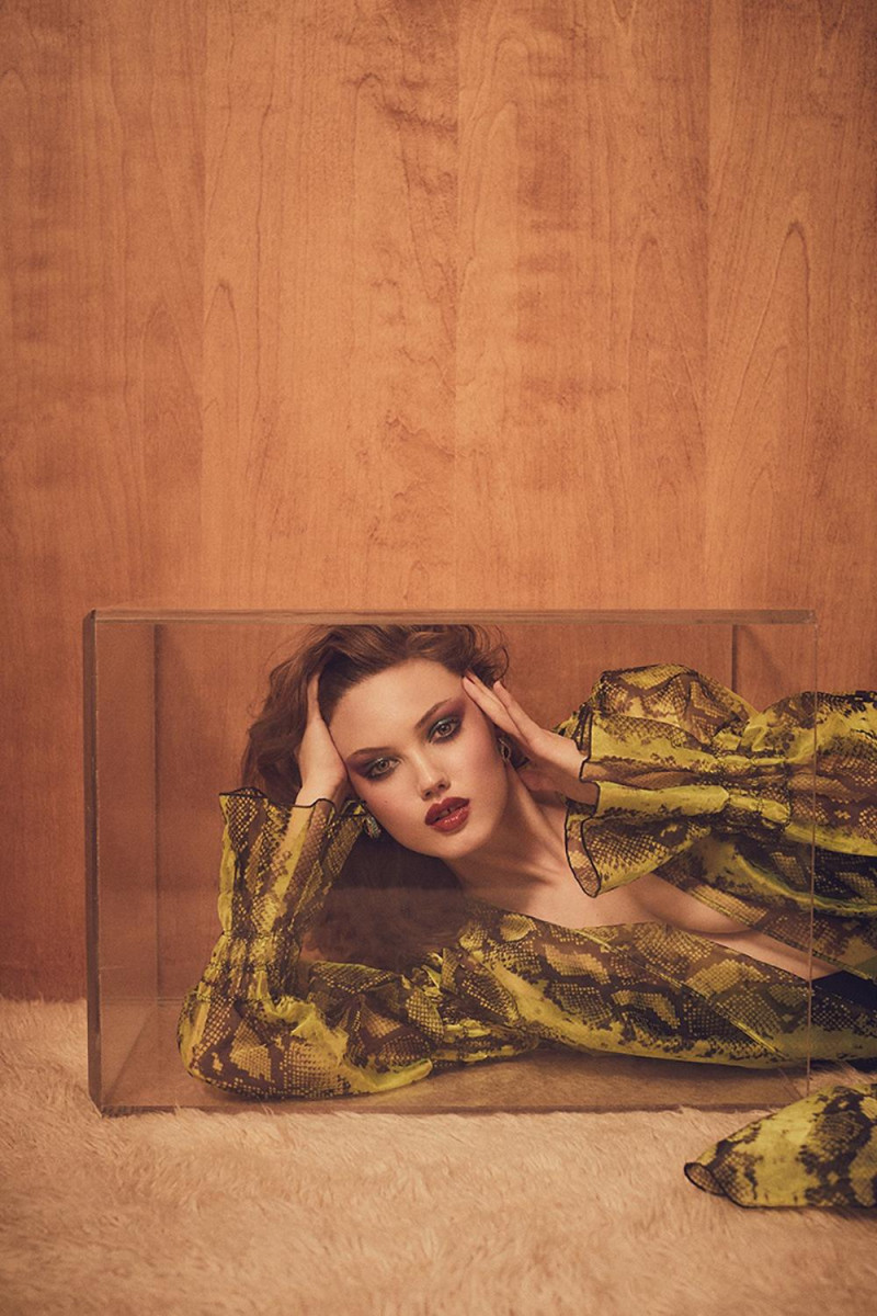 Lindsey Wixson featured in In Living Color, March 2019