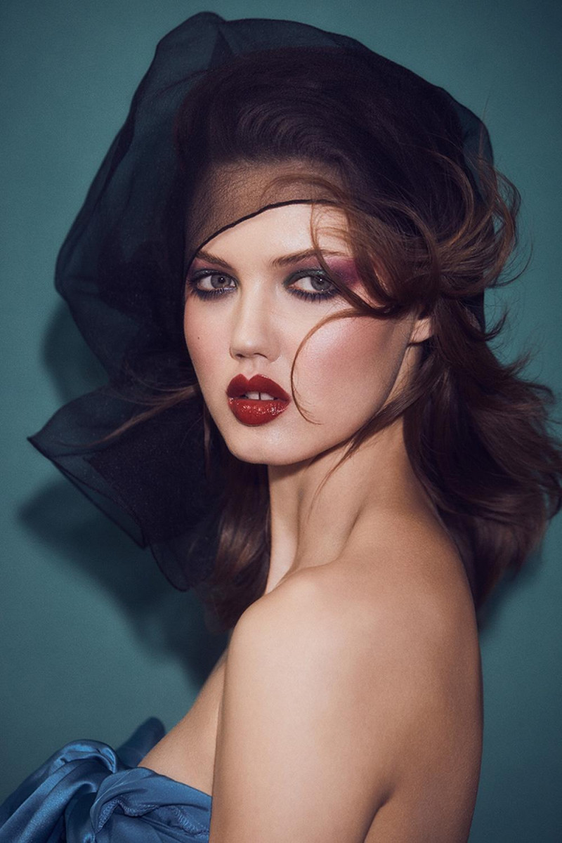 Lindsey Wixson featured in In Living Color, March 2019