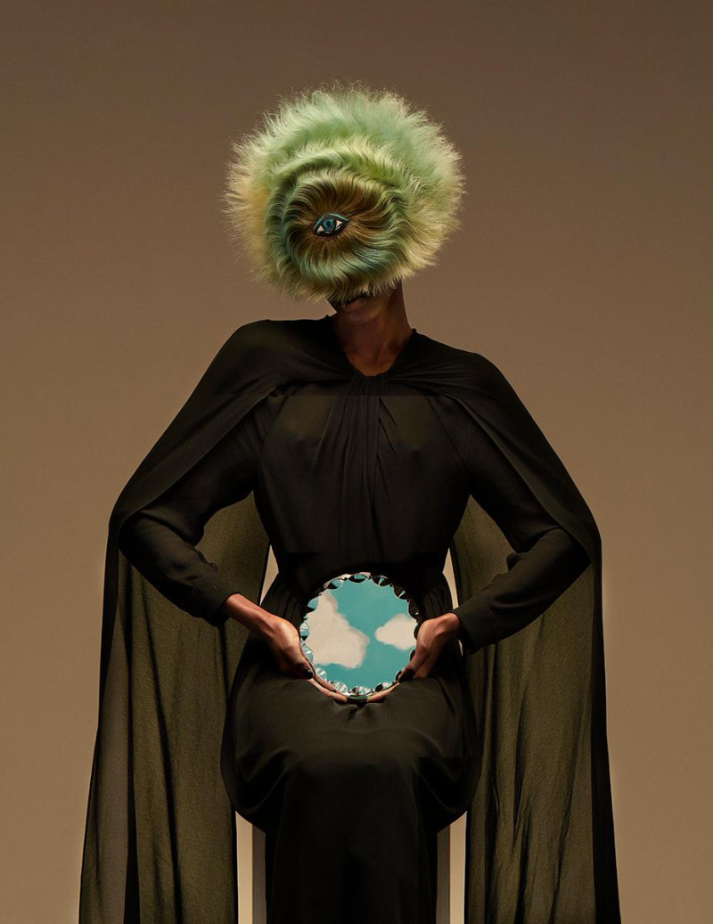 Nicole Atieno featured in No Limiar Do (In)consciente, March 2020