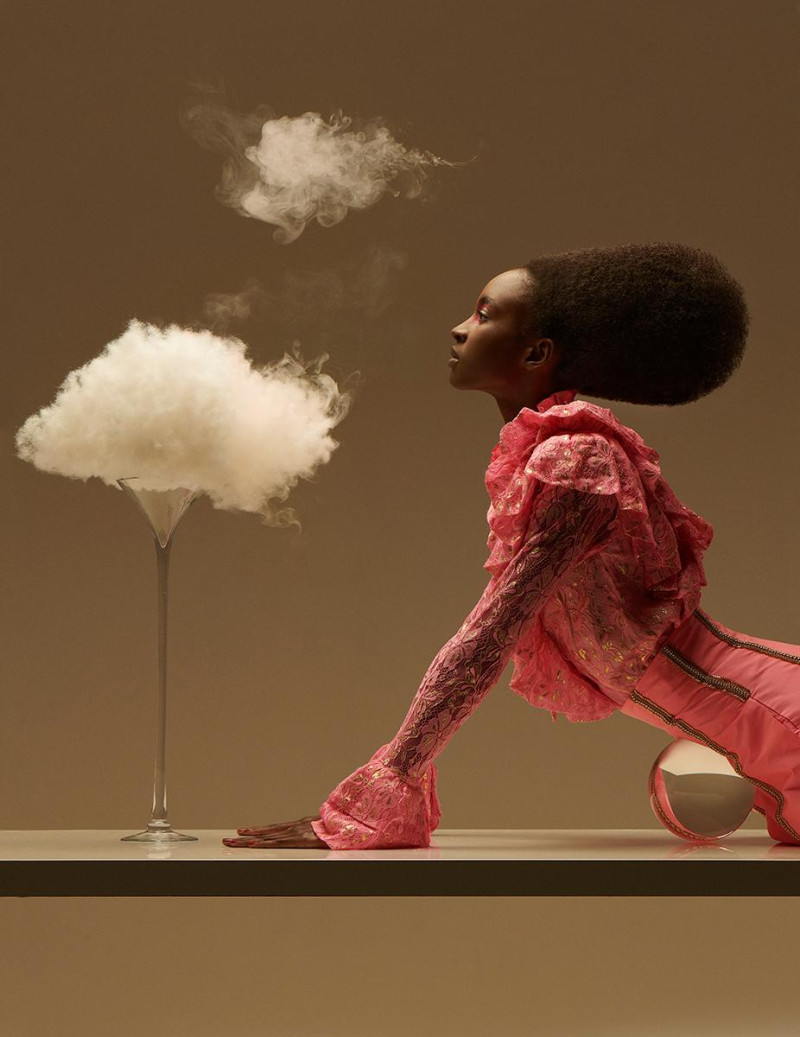 Nicole Atieno featured in No Limiar Do (In)consciente, March 2020
