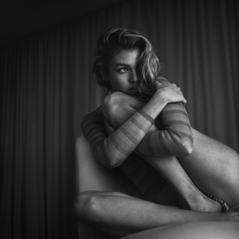 Stella Maxwell featured in Stella Maxwell, June 2020