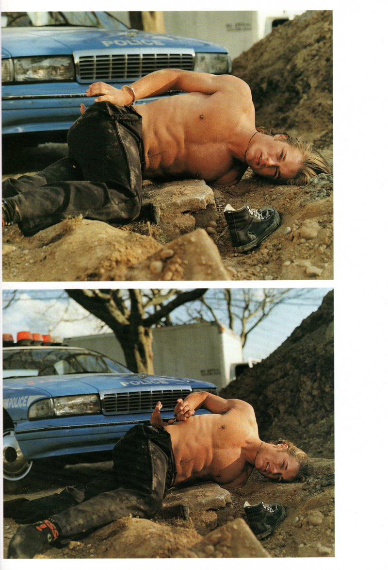 Spread eagle, May 2002