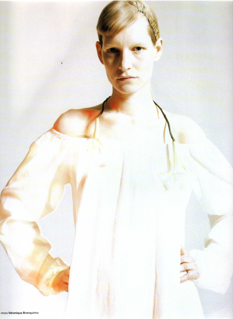 Kirsten Owen featured in Revelation, May 2002