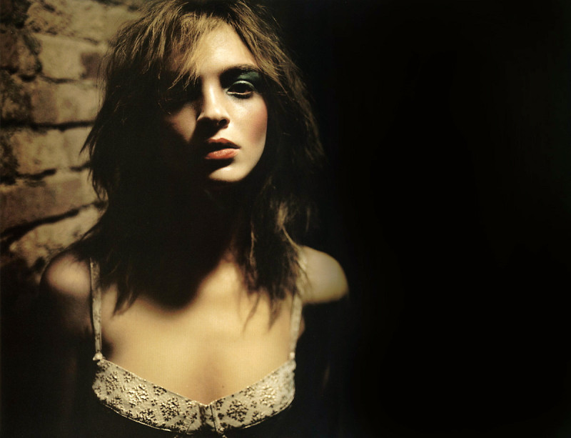 Mariacarla Boscono featured in Rembark, May 2002