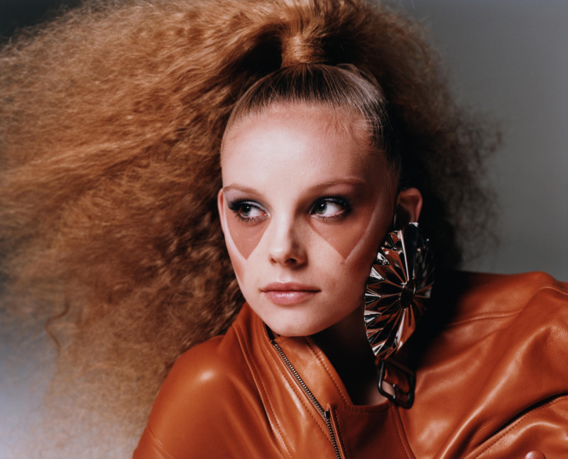 Tara Halliwell featured in Please, Drag Me, September 2019