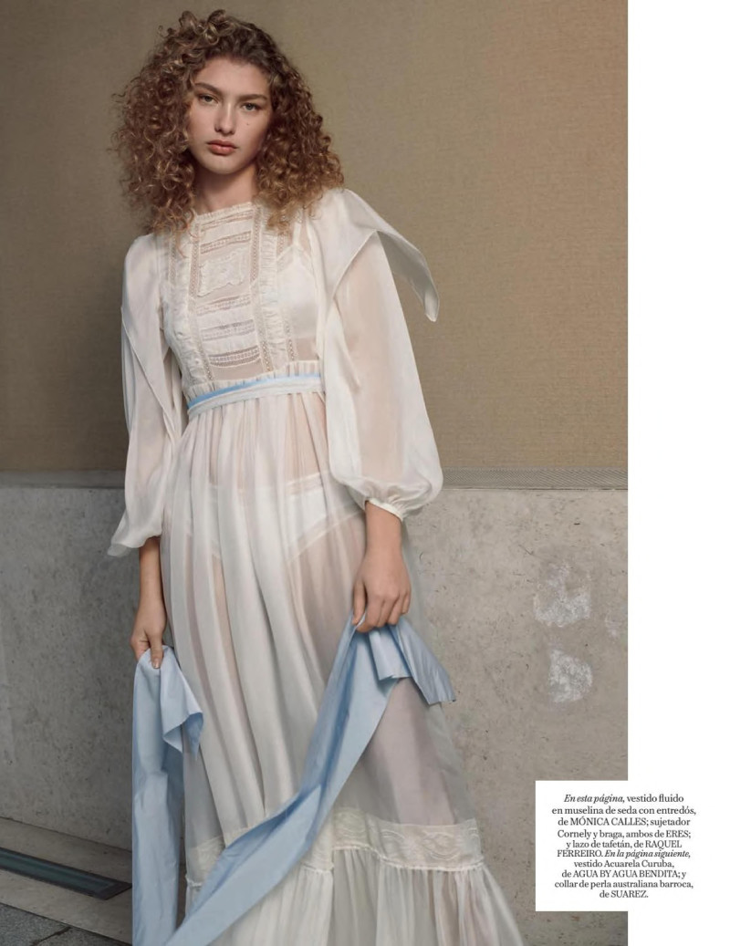 Dorit Revelis featured in Algo Nuevo, Algo Prestado, March 2020
