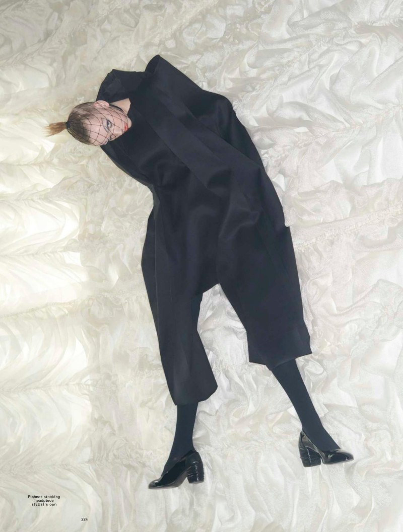 Bente Oort featured in Before You Can Walk, March 2020