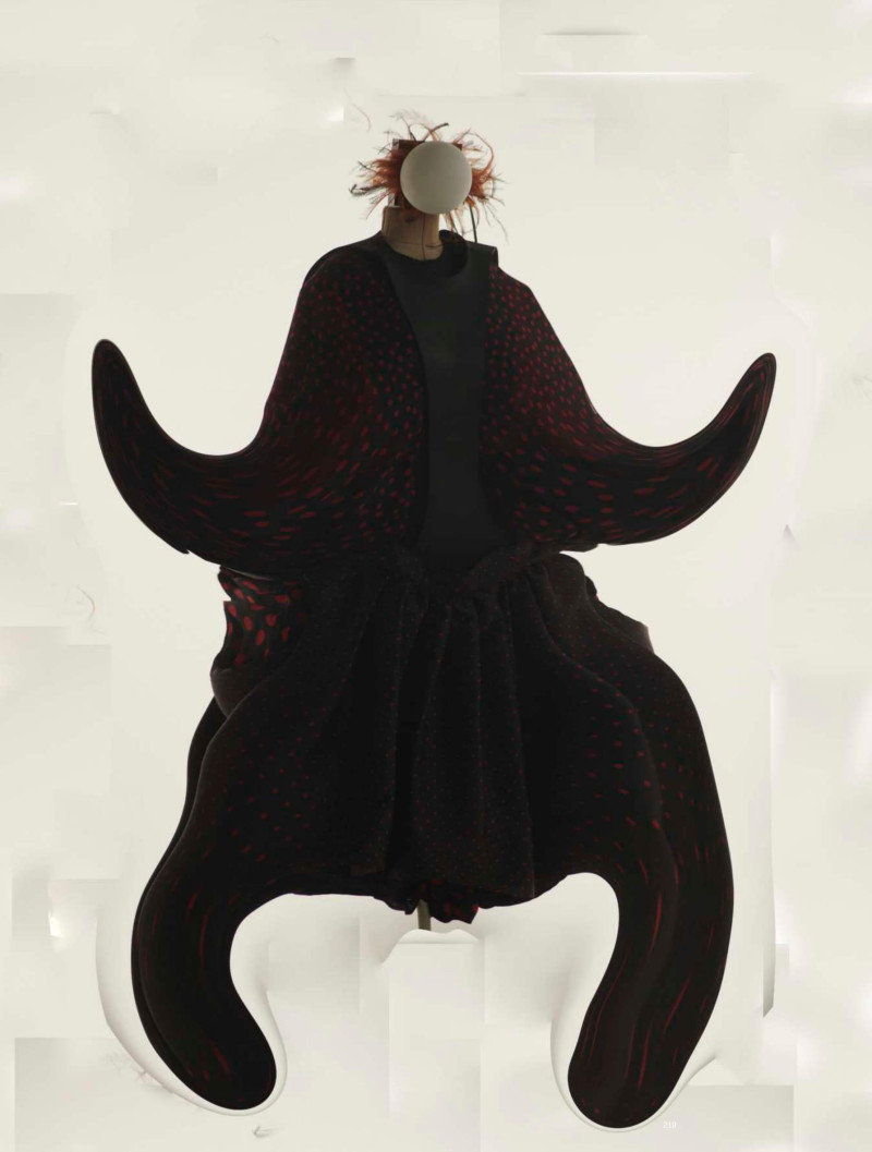 Bente Oort featured in Before You Can Walk, March 2020