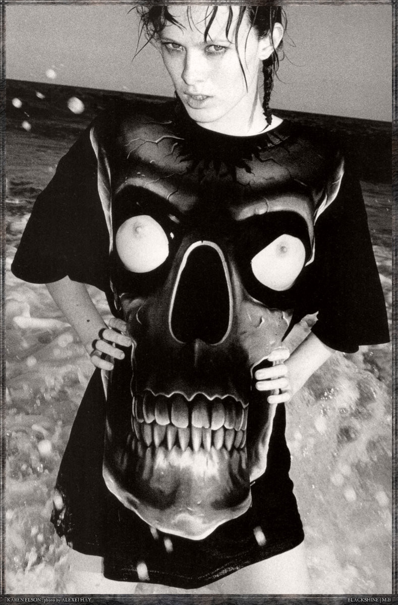 Karen Elson featured in Karen Elson, October 2009