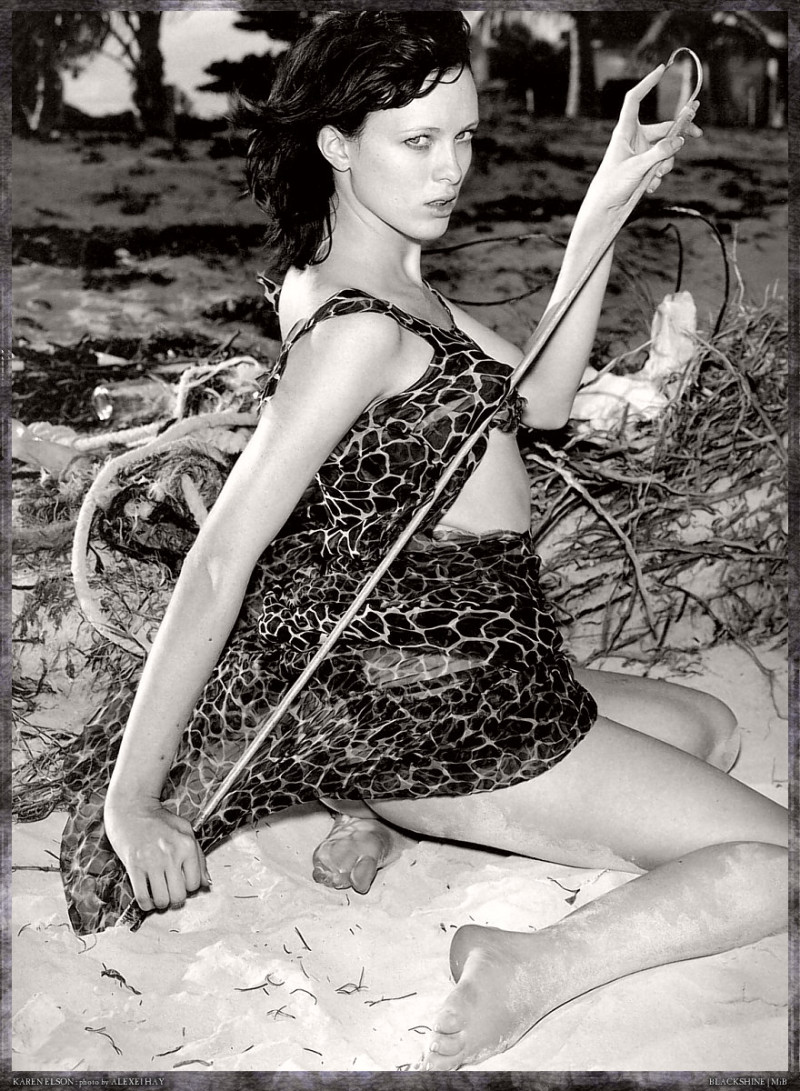 Karen Elson featured in Karen Elson, October 2009