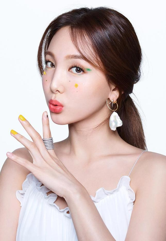 Jihyo & Twice Mq, May 2020