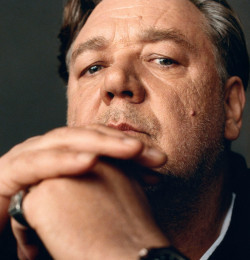 Russell Crowe Has A Song About That