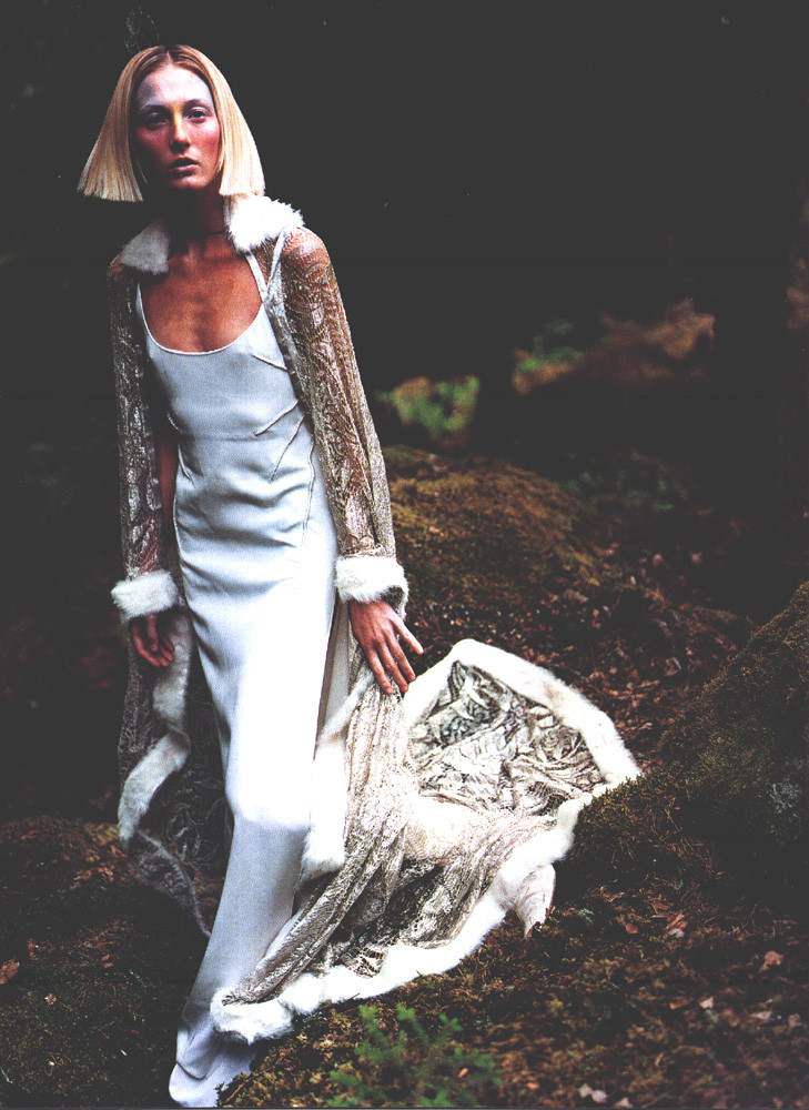 Maggie Rizer featured in Maggie Rizer, September 1999