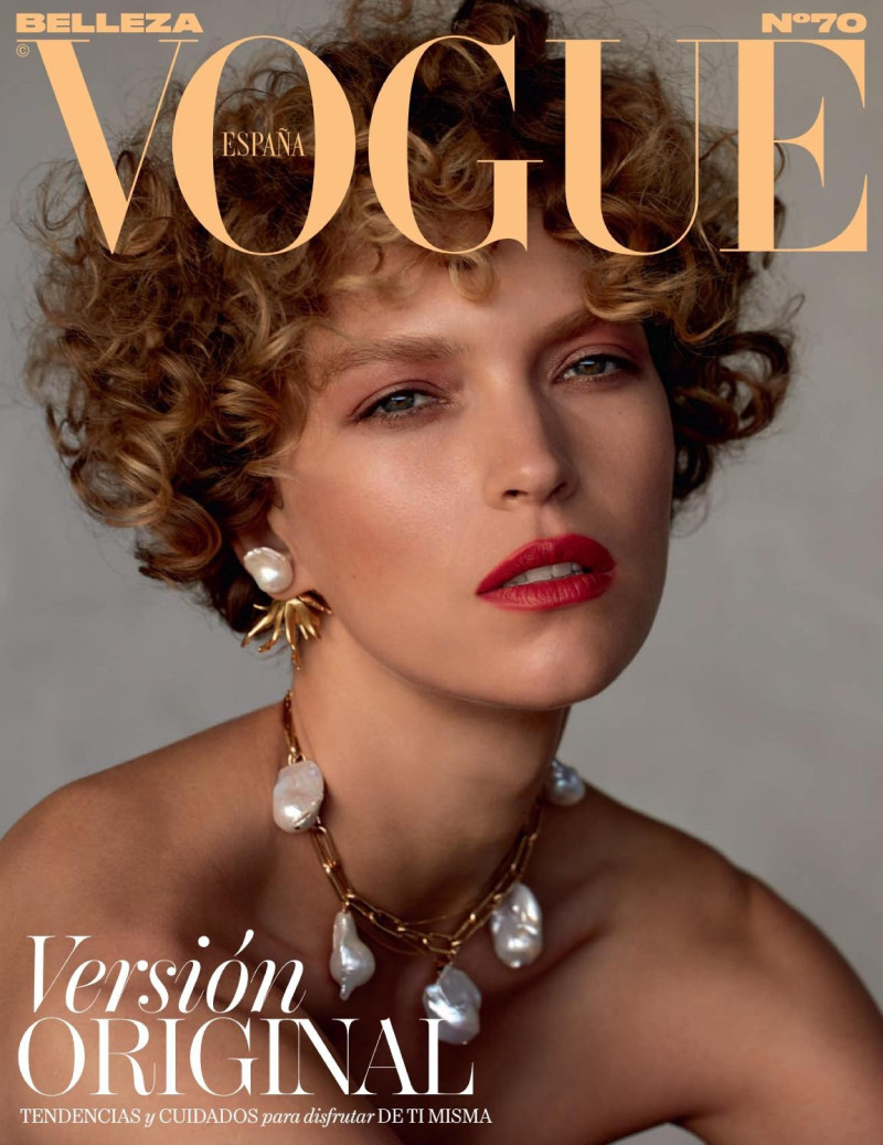 Arizona Muse featured in Boca A Boca, March 2020