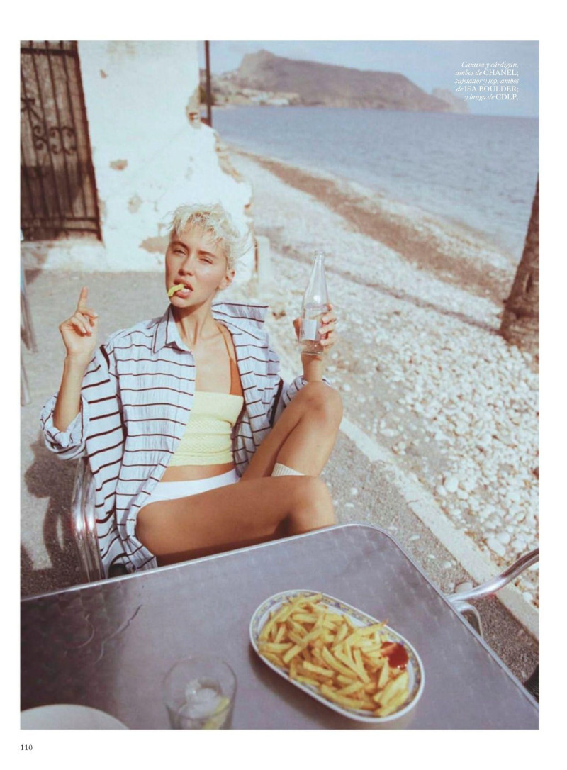 Iris Law featured in Casi Verano, February 2025