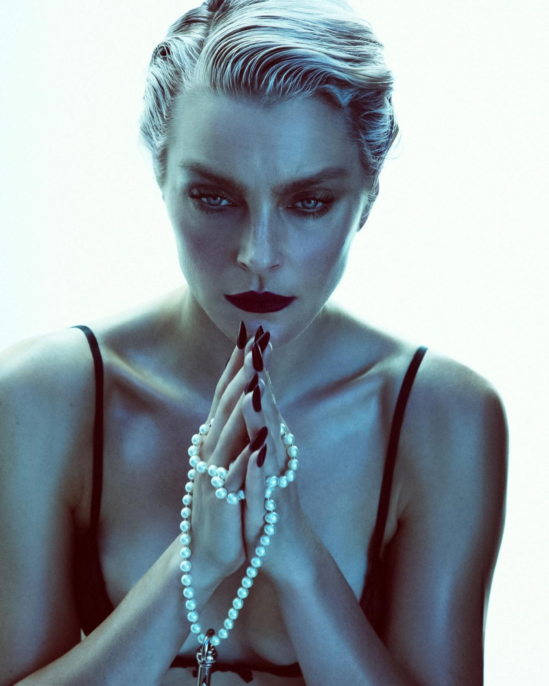 Jessica Stam featured in Jessica Stam, December 2024