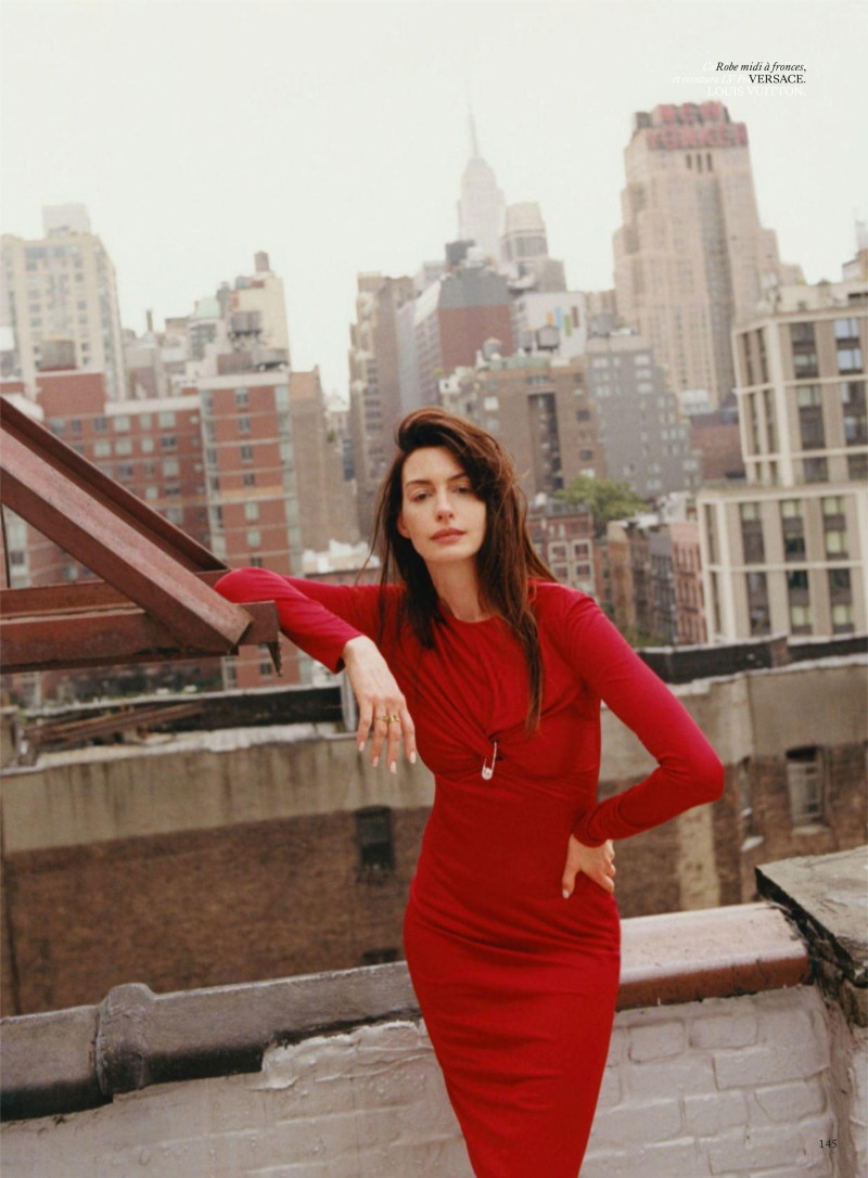 Anne Hathaway: Le Sourire Et La Vie, November 2024