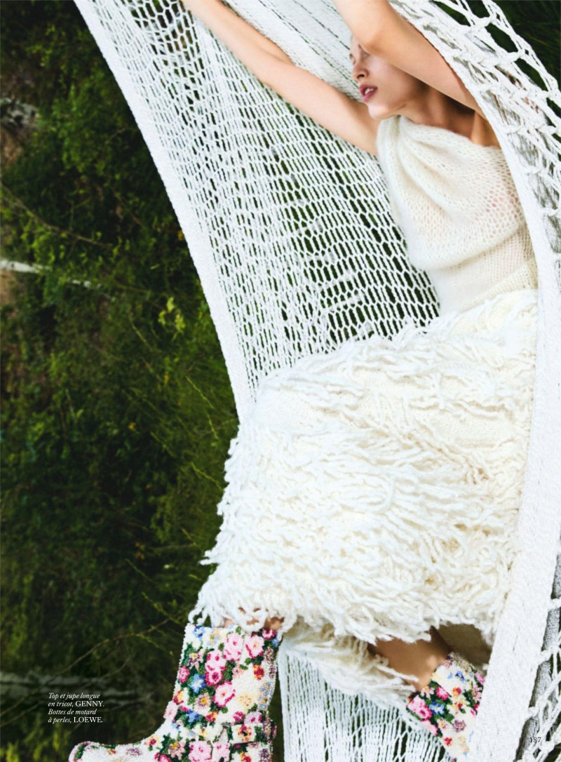 Karolina Spakowski featured in En pleine nature, October 2024