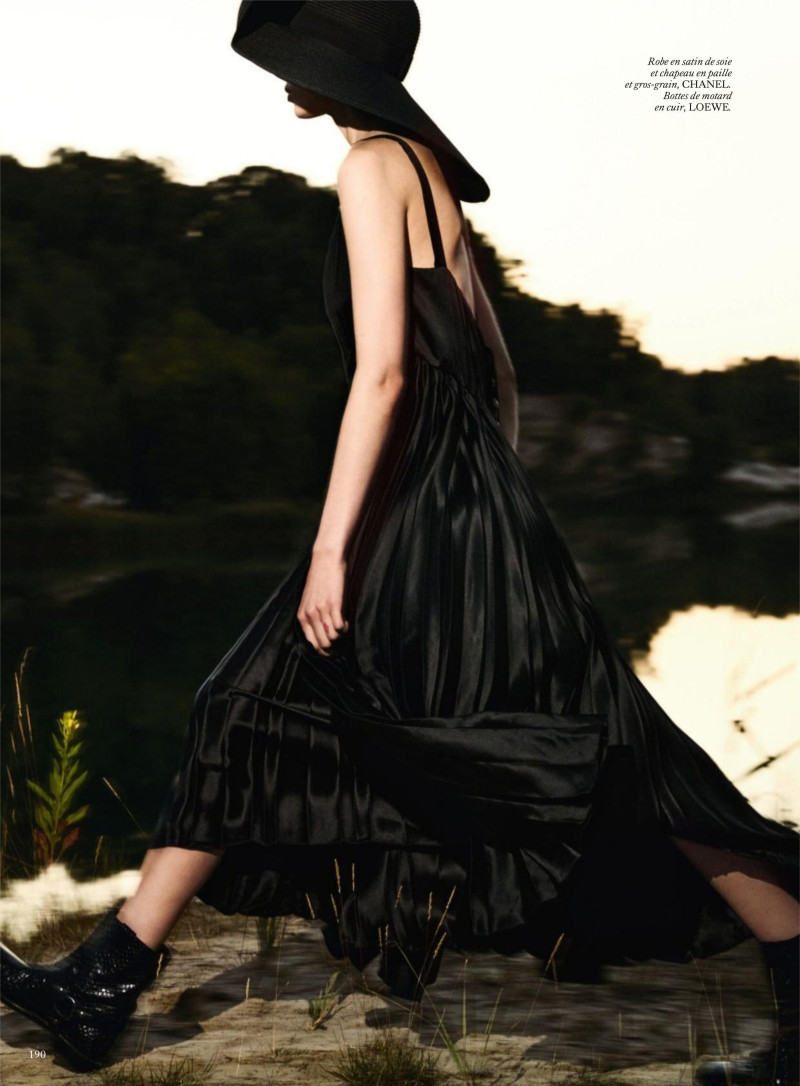 Karolina Spakowski featured in En pleine nature, October 2024